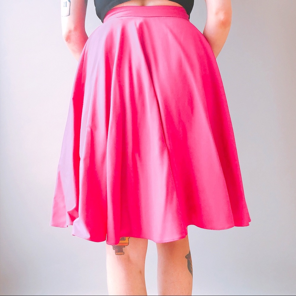 Vintage Pink Skirt with Elephant - Picture 3 of 4
